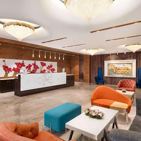Howard Johnson By Wyndham Udaipur Roop Nagar Buitenkant foto