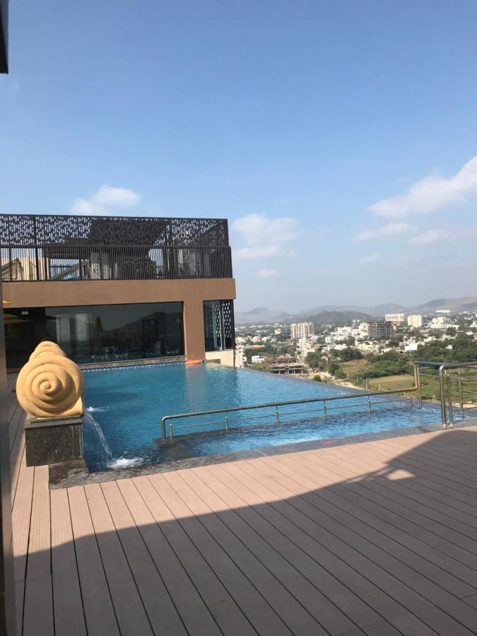 Howard Johnson By Wyndham Udaipur Roop Nagar Buitenkant foto