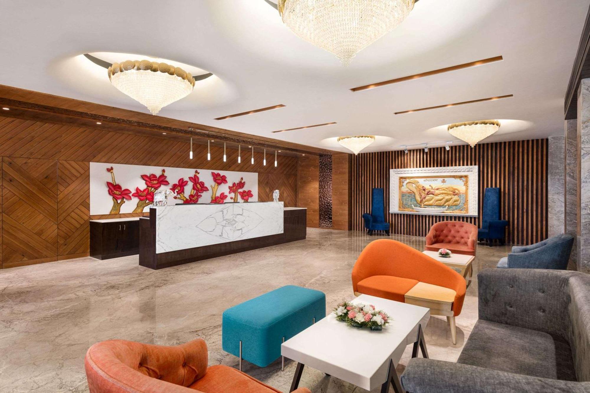 Howard Johnson By Wyndham Udaipur Roop Nagar Buitenkant foto