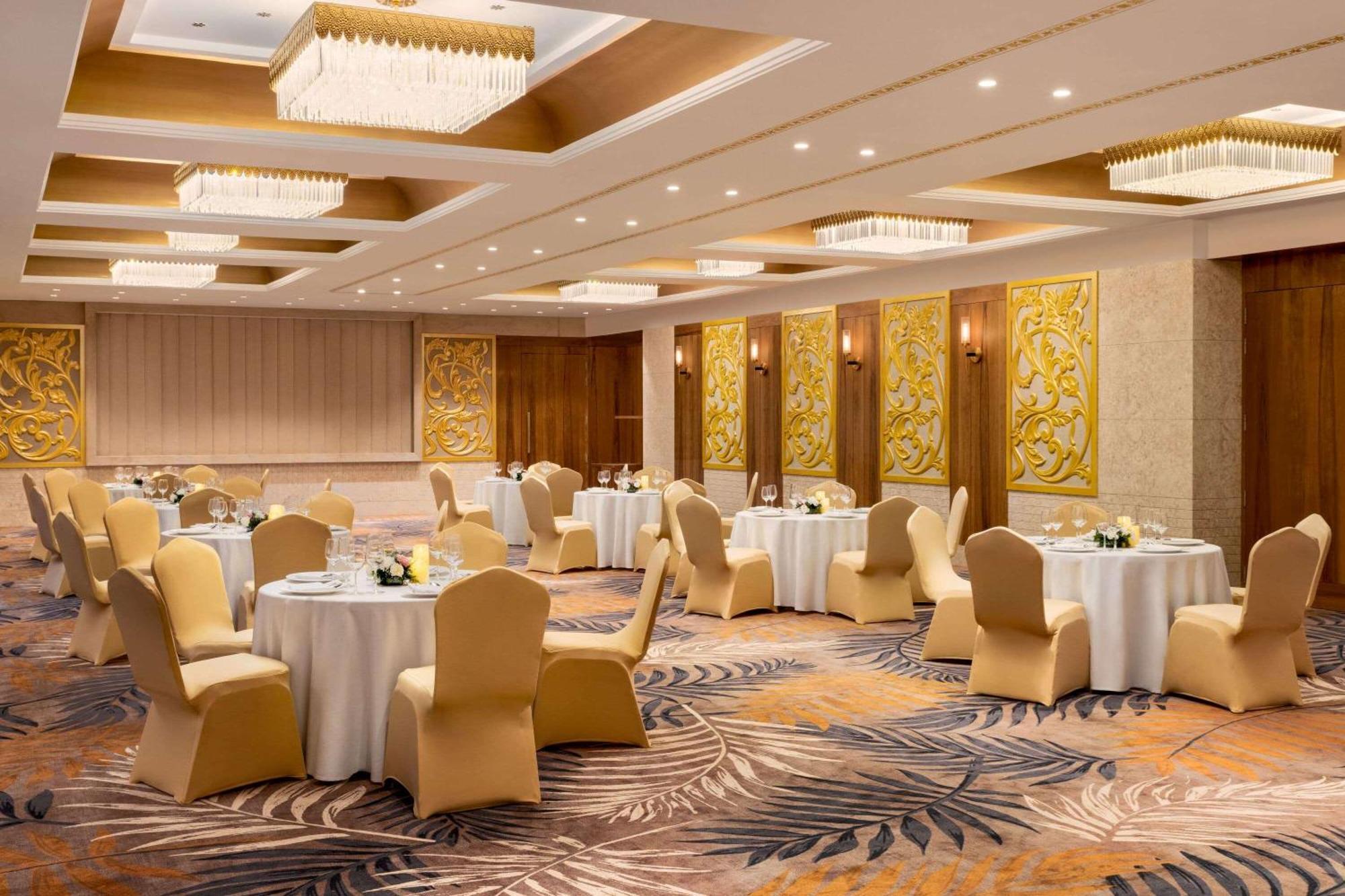 Howard Johnson By Wyndham Udaipur Roop Nagar Buitenkant foto